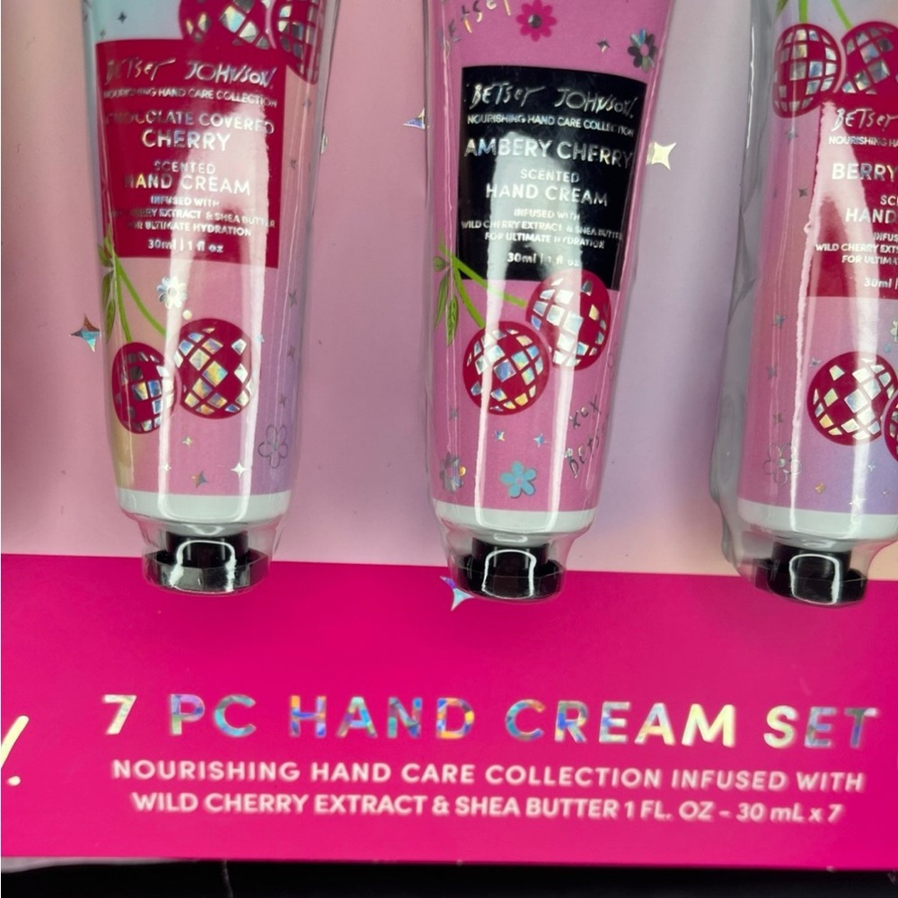 Betsey Johnson Hand Cream Lotions Set - Picture 6 of 7